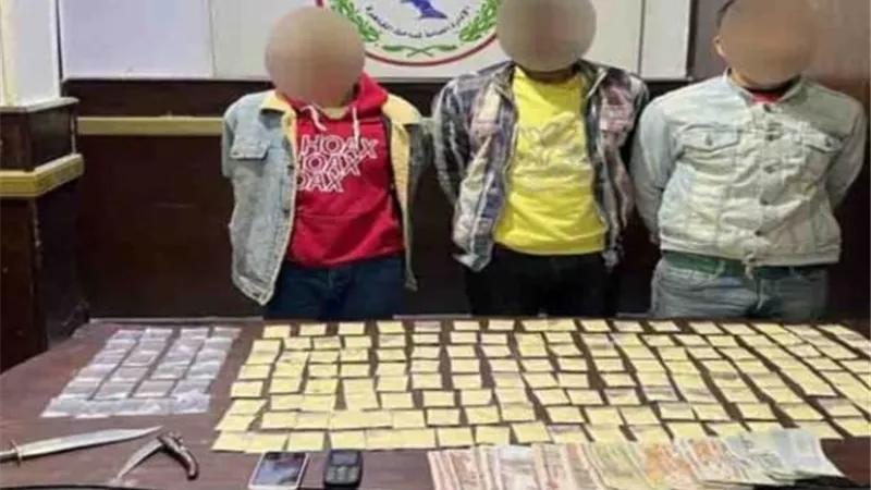 بـ كوكتيل مخدرات.. الداخلية تضبط معلمين الكيف في القاهرة