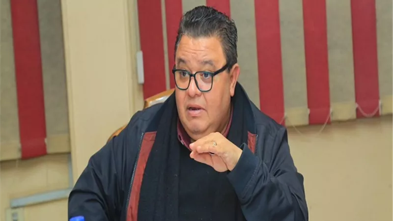 استعدادًا للعام المسرحي الجديد.. خالد جلال يناقش خطة بيت المسرح