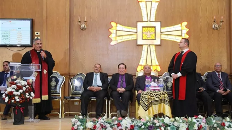 رئيس الانجيلية يشهد تنصيب قس وشيخ ببني مهدي وقس ببني مزار