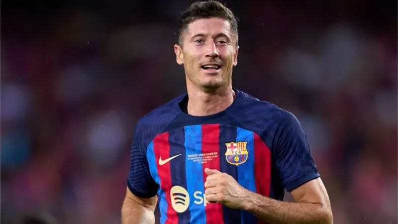 ليفاندوفسكي : كل شيء لا يزال ممكنًا هذا الموسم وبرشلونة لديه فرصة