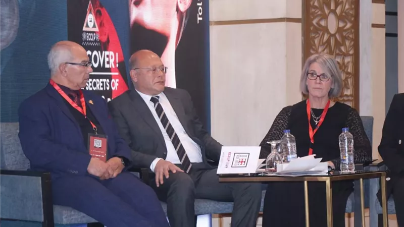 رئيس جامعة سوهاج يشهد فعاليات مؤتمر جراحة تجميل الشفة الأرنبية