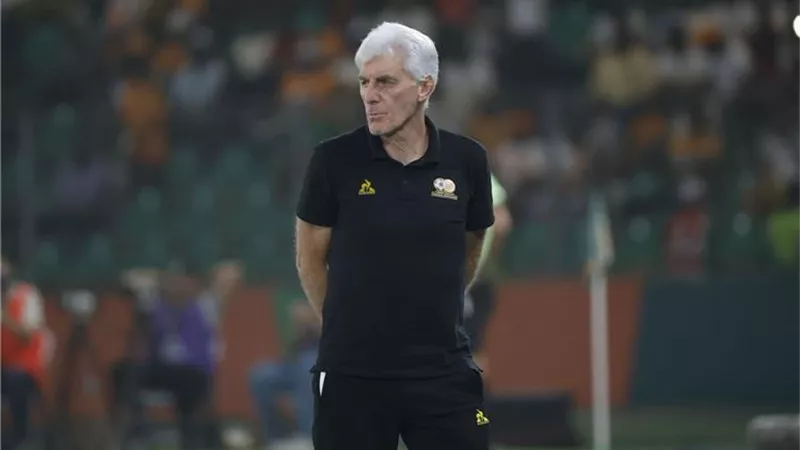 مدرب جنوب إفريقيا : لا ينبغي لعب مباراة تحديد المركز الثالث
