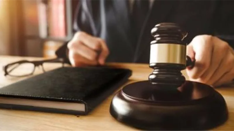 ما هى شروط إيقاف الدعوى القضائية بعد رفعها أمام المحكمة؟
