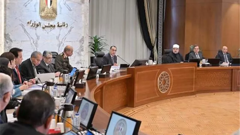مدبولى يوجه الوزارات بتفعيل مخرجات المرحلة الأولي من الحوار الوطني