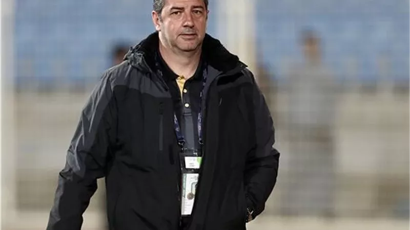 شاهد وكيل فيتوريا يكشف حقيقة تدخله في أزمة لشبونة والزمالك