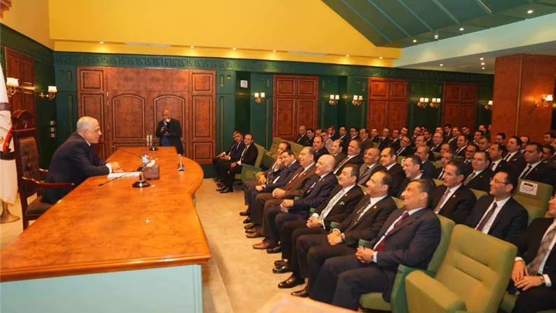 النائب العام يزور نيابة استئناف الإسكندرية ويلتقى رؤساء المحاكم الابتدائية