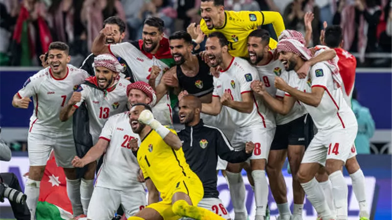 شاهد تتويج منتخب الأردن بالميدالية الفضية لكأس الأمم الآسيوية