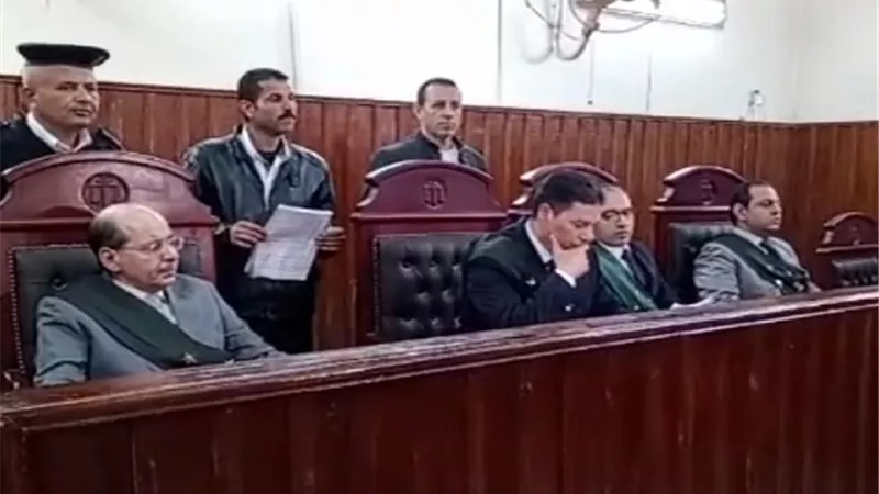 المشدد 15 عاما لعاطل لشروعة في قتل طفل وسرقته في مغاغة
