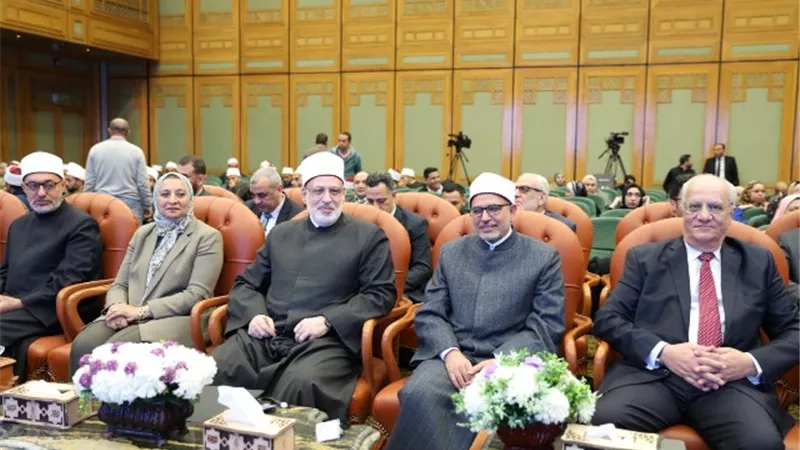 صديق يشيد بإبداعات علماء المسلمين في خدمة الحضارة الإنسانية