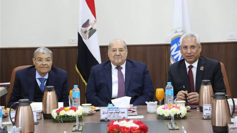 اجتماع مجلس جامعة المنيا الأهلية برئاسة المستشار عبد الوهاب