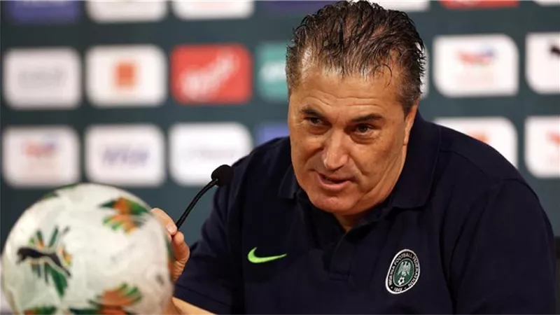 عبد العال: بيسيرو يتحمل خسارة نيجيريا لأمم إفريقيا
