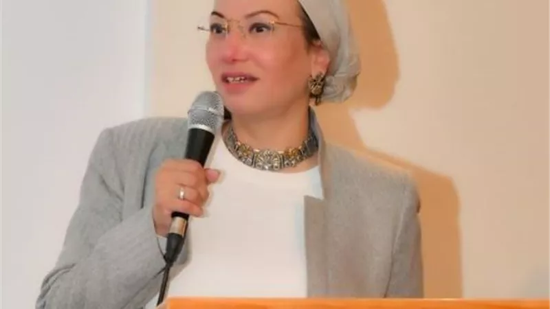فؤاد: المرأة المصرية هى البطلة الحقيقية فى التصدي لآثار تغير المناخ