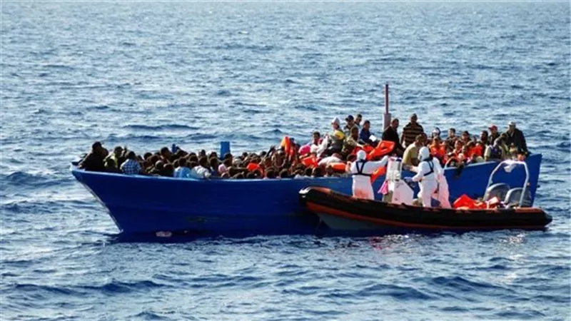 السلطات اليونانية تنقذ 84 مهاجرا وتعتقل 4مهربين في حادثين منفصلين