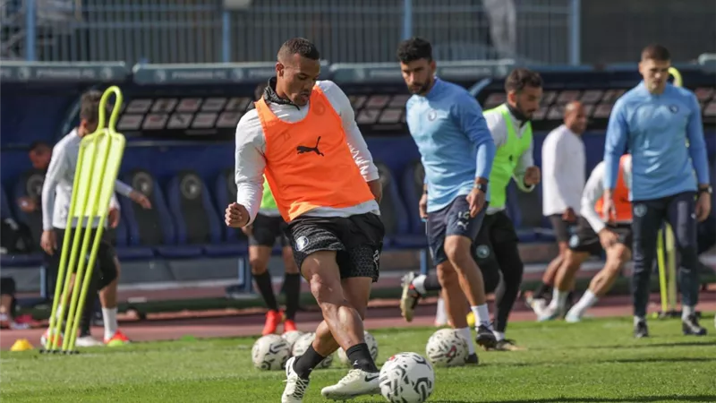 بيراميدز يواصل تدريباته استعدادا لمواجهه زد فى الدورى