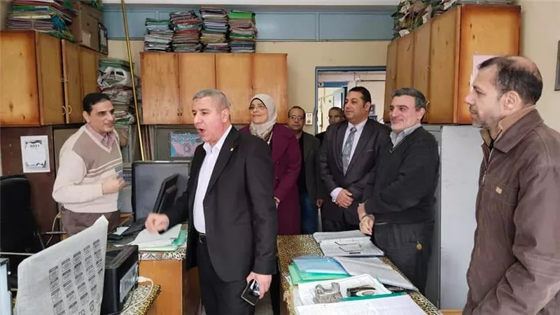 وكيل تعليم دمياط الجديد يبدأ عمله بتفقد ديوان المديرية