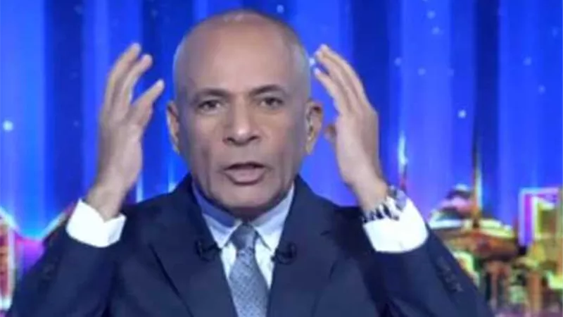 أحمد موسى: مئات الآلاف من الفلسطينيين تم دفعهم نحو الحدود المصرية