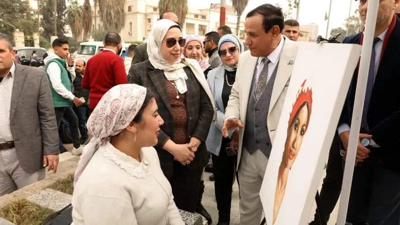 تنشيط السياحة تنظم ورشة فنية بممشى الزقازيق السياحى