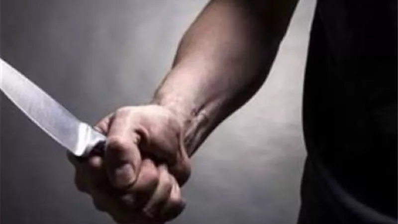 الدقهلية.. شاب يطعن مدرساً أزهرياً فشل فى علاجه بالرقية