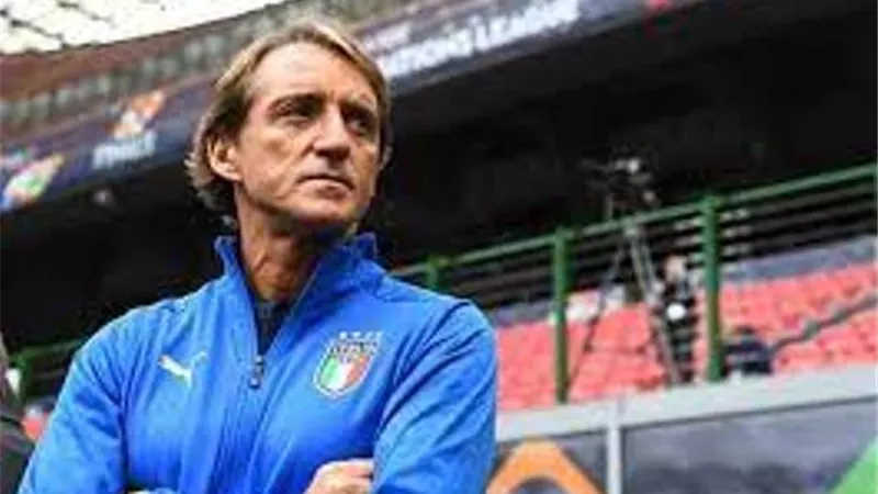إيقاف وعقوبات مالية تطال 6 لاعبين بالمنتخب السعودي