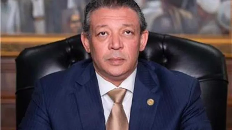 رئيس 