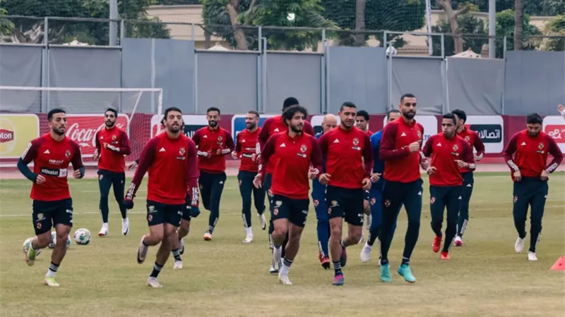 مران الأهلي: تدريبات بدنية وتقسيمة قوية.. وكولر يجتمع باللاعبين