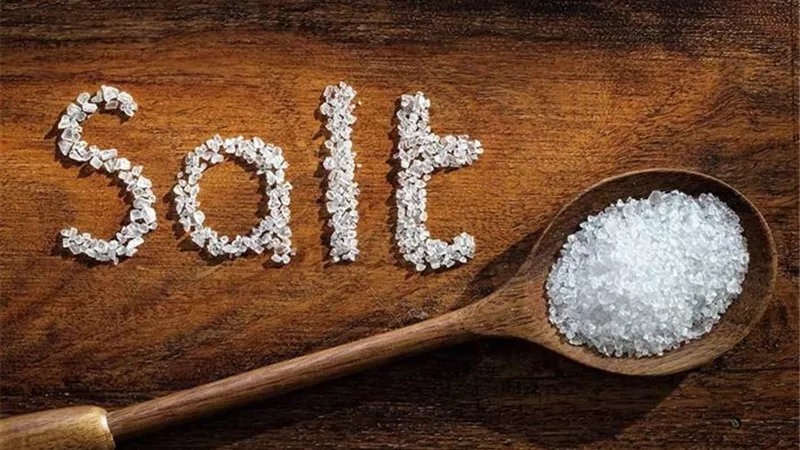 5 اخطار تتعرض لها صحة العين اذا تم الاكثار من تناول الملح..تعرف