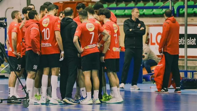 كرة يد.. الأهلي يفوز على طلائع الجيش بنتيجة 33-22