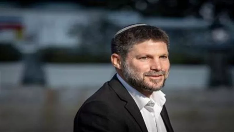 وزير المالية الإسرائيلى المتطرف يمنع دخول شاحنة دقيق إلى قطاع غزة