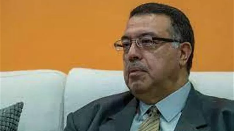 سفير مصر بماليزيا يلتقي بوزير السلع والزراعات الماليزي لتكرير زيت