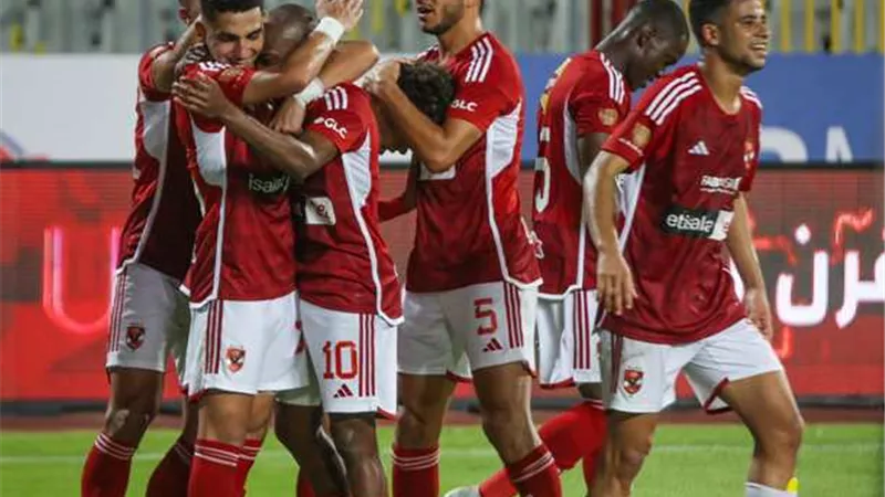 بعثة الأهلي تغادر إلى الجزائر بعد ظهر اليوم.. ومفاجآت بالقائمة