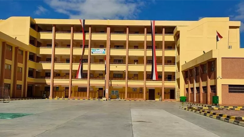 إنشاء تخصص تشغيل وصيانة محطات تحلية بمدرسة مياه الشرب بالإسكندرية