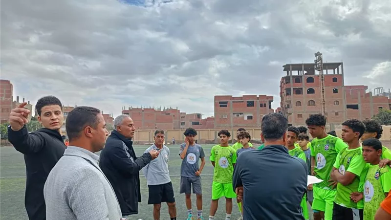 هشام عبدالرسول يقود فعاليات تدريبات لاعبين مركز تدريب كابيتانو
