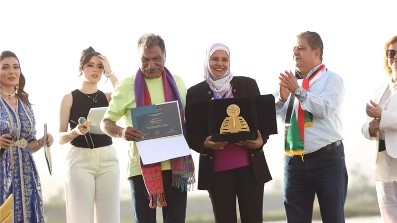 تكريم لبيب وعبد العزيز فى ختام مهرجان الأقصر للسينما الافريقية
