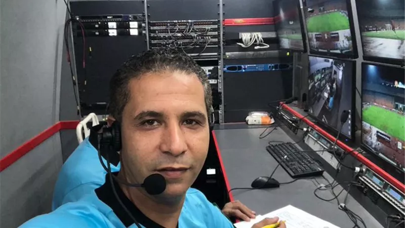 محمود عاشور: فخور بثقة الاتحاد الأفريقى فى الحكام المصريين