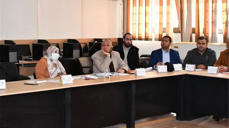 دورة جدارات لأعضاء هيئة التدريس بهندسة القناة