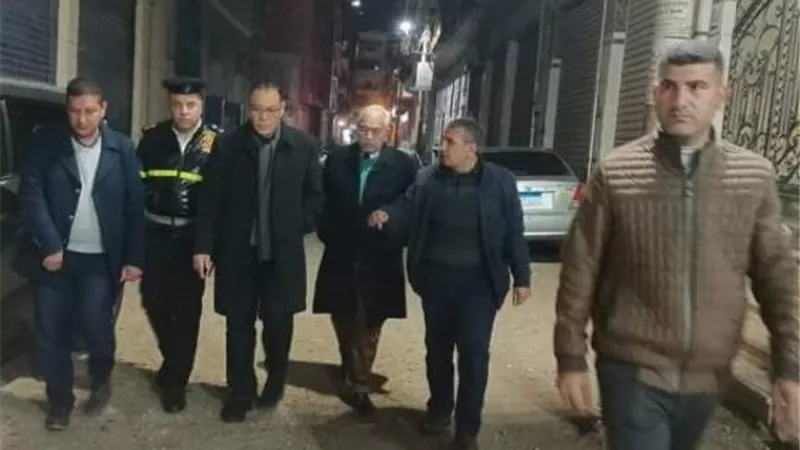 محافظ الشرقية يتفقد أعمال الرصف بشوارع الزقازيق