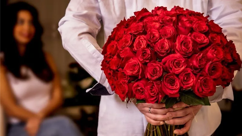 فى عيد الحب..ازاى تعبر عن حبك للطرف الاخر