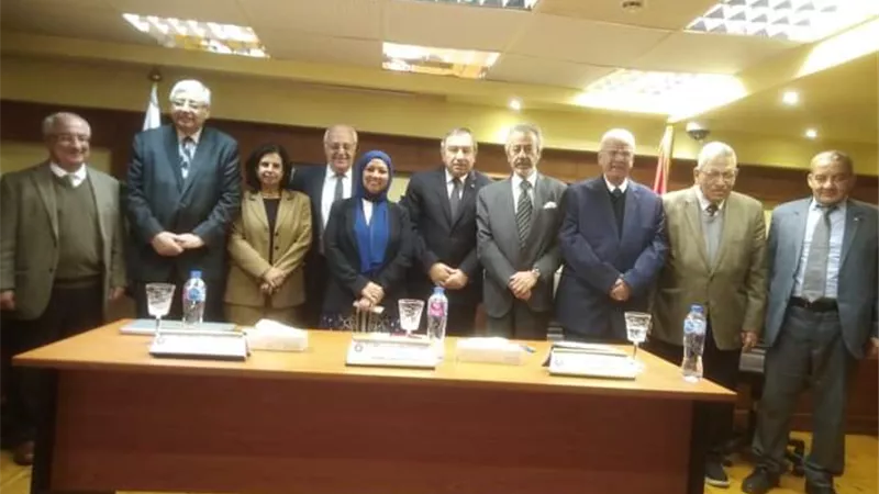 جامعة بنها تنظم 