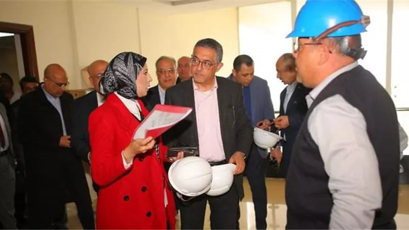 زيارة رئيس الهيئة العامة للاستثمارللسويس الجديدة لدعم المستثمرين