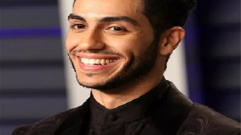 مينا مسعود يتعاقد على بطولة فيلم 