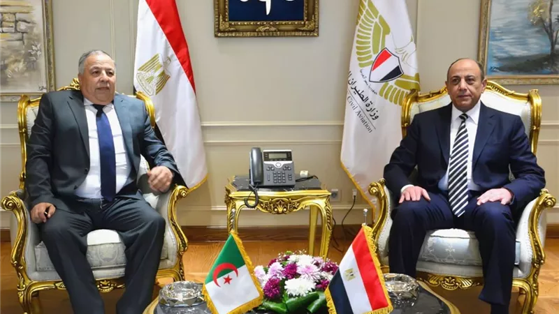 تعاون مصري جزائري في مجال النقل الجوي