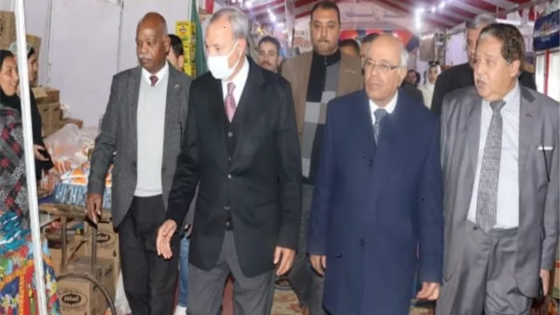 محافظ القليوبية: 