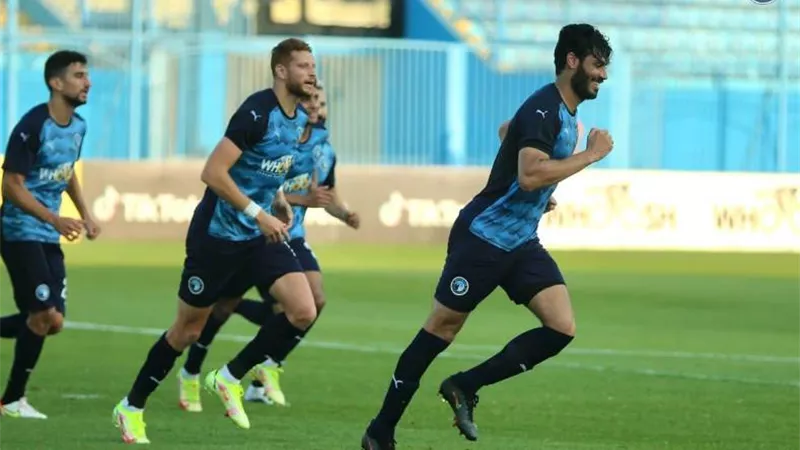 تفاصيل إصابة علي جبر ومدة غيابه عن المباريات.. طبيب بيراميدز يوضح