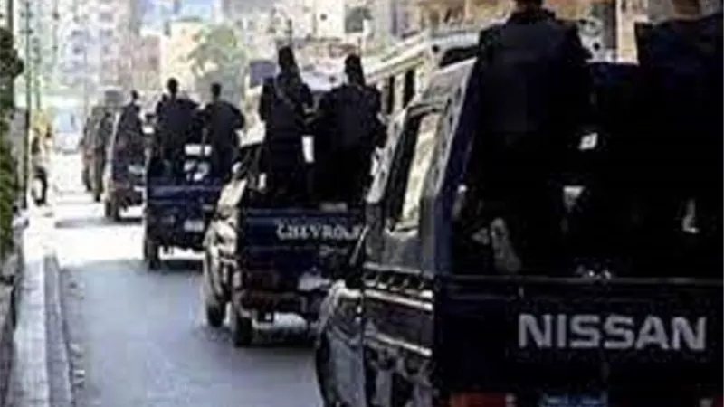 الداخلية تضبط معلمين الكيف والسلاح في أسوان دمياط