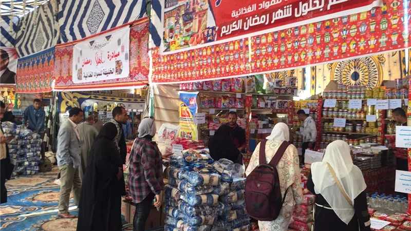 التموين: ضخ 500 طن من السلع الأساسية لـ 9 معارض 