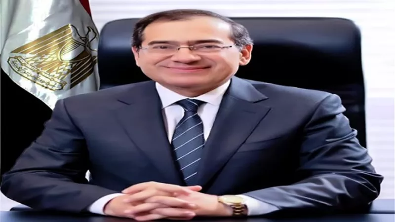 الملا: توصيل الغاز الطبيعي إلى حوالي 15 مليون وحدة سكنية