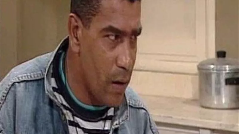 ذكرى ميلاده.. محمد شرف ترك الإسكندارية ليحقق الشهرة فى الفن