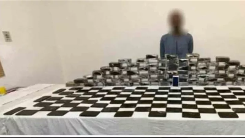ضبط عاطل بـ480 طربة حشيش في أسيوط