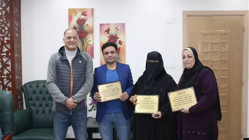 مدير تعليم الإسماعيلية يكرم إدارة الموازنة
