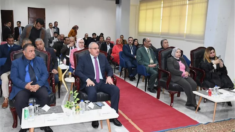 الفلسفة في الإعلام السياسي رسالة دكتوراة بجامعة القناة